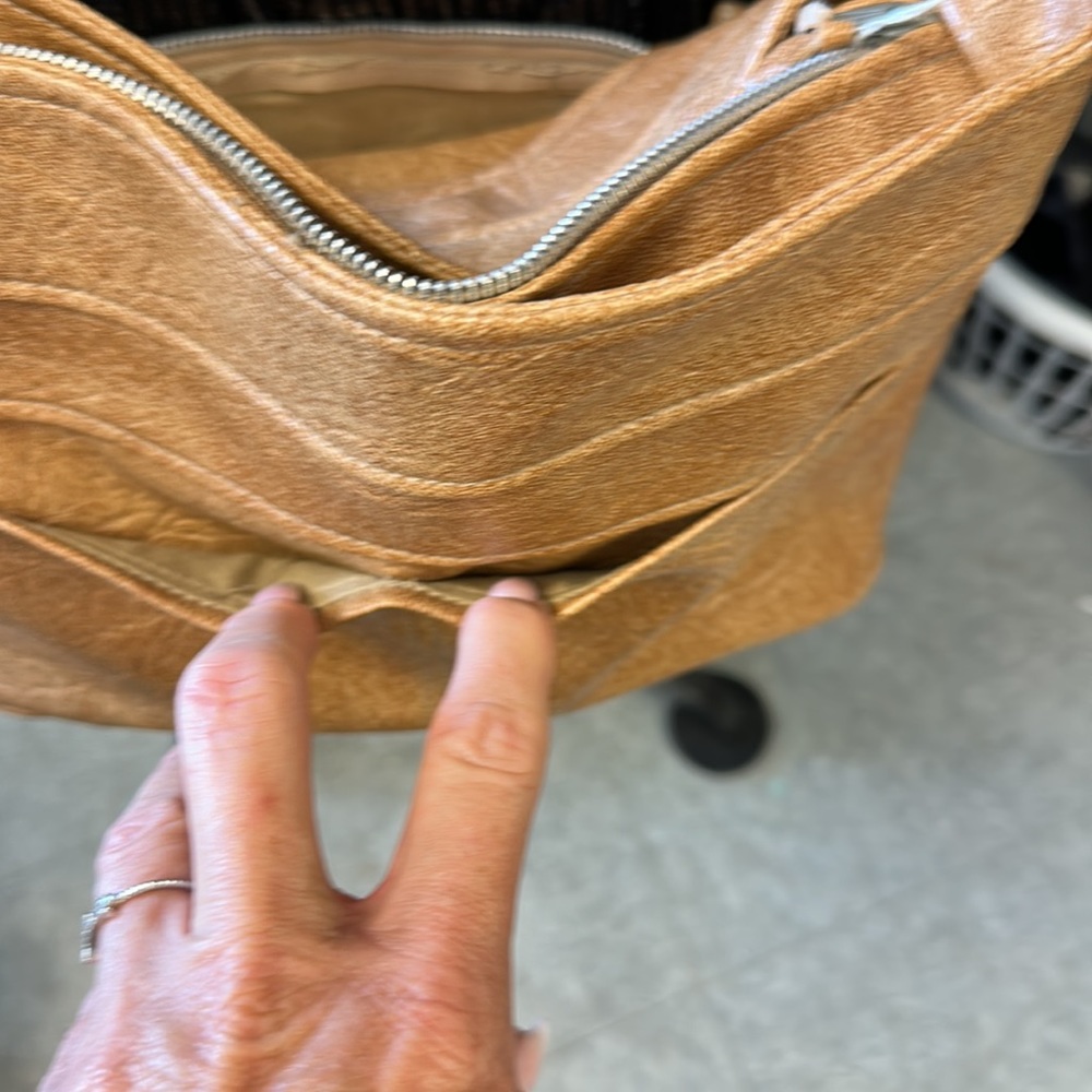 Fall Handbag - Picture 4 of 4